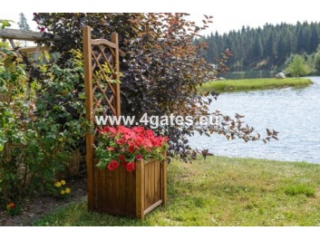 Liten Blomsterkasse med gitter " Sigulda"