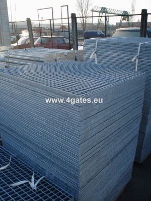 Galvanized welded steel grating SP; 34x38/30x2; 1000x1000 mm