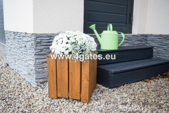 Small flower-box "VALMIERA"